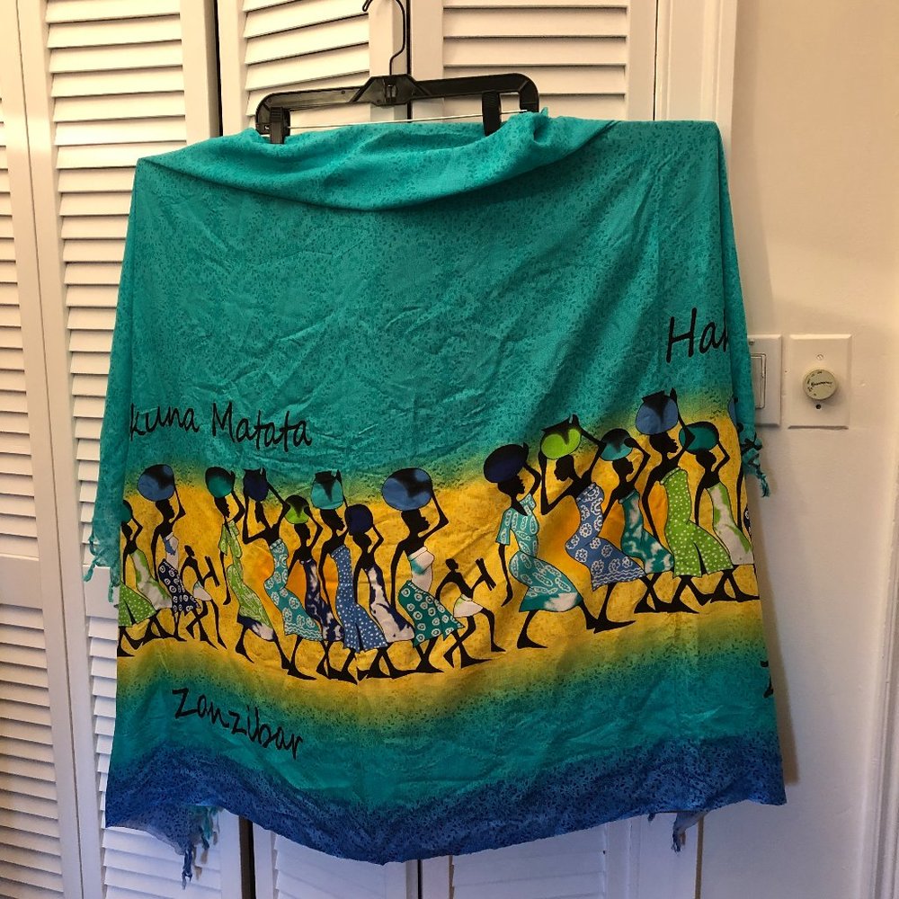 Beach pareo made in Zanzibar (Tanzania) blue teal